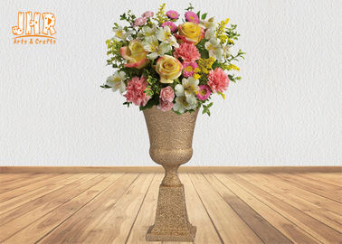 Forma del trofeo del vaso glassata classico della Tabella del centro delle piantatrici dell'urna della vetroresina dell'oro