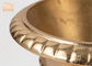 Un oro classico di 3 di dimensioni vasi da fiori della vetroresina ha coperto di foglie poli piantatrici della resina di rivestimento