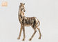 L'oro animale della scultura della vetroresina della statua della zebra di Polyresin della decorazione della Tabella ha coperto di foglie