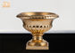 Un oro classico di 3 di dimensioni vasi da fiori della vetroresina ha coperto di foglie poli piantatrici della resina di rivestimento